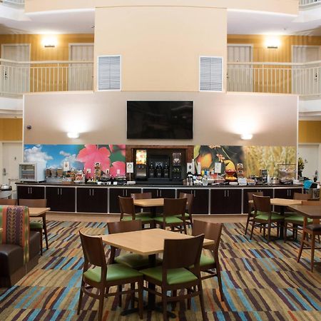 Fairfield Inn & Suites Oakland Hayward Extérieur photo