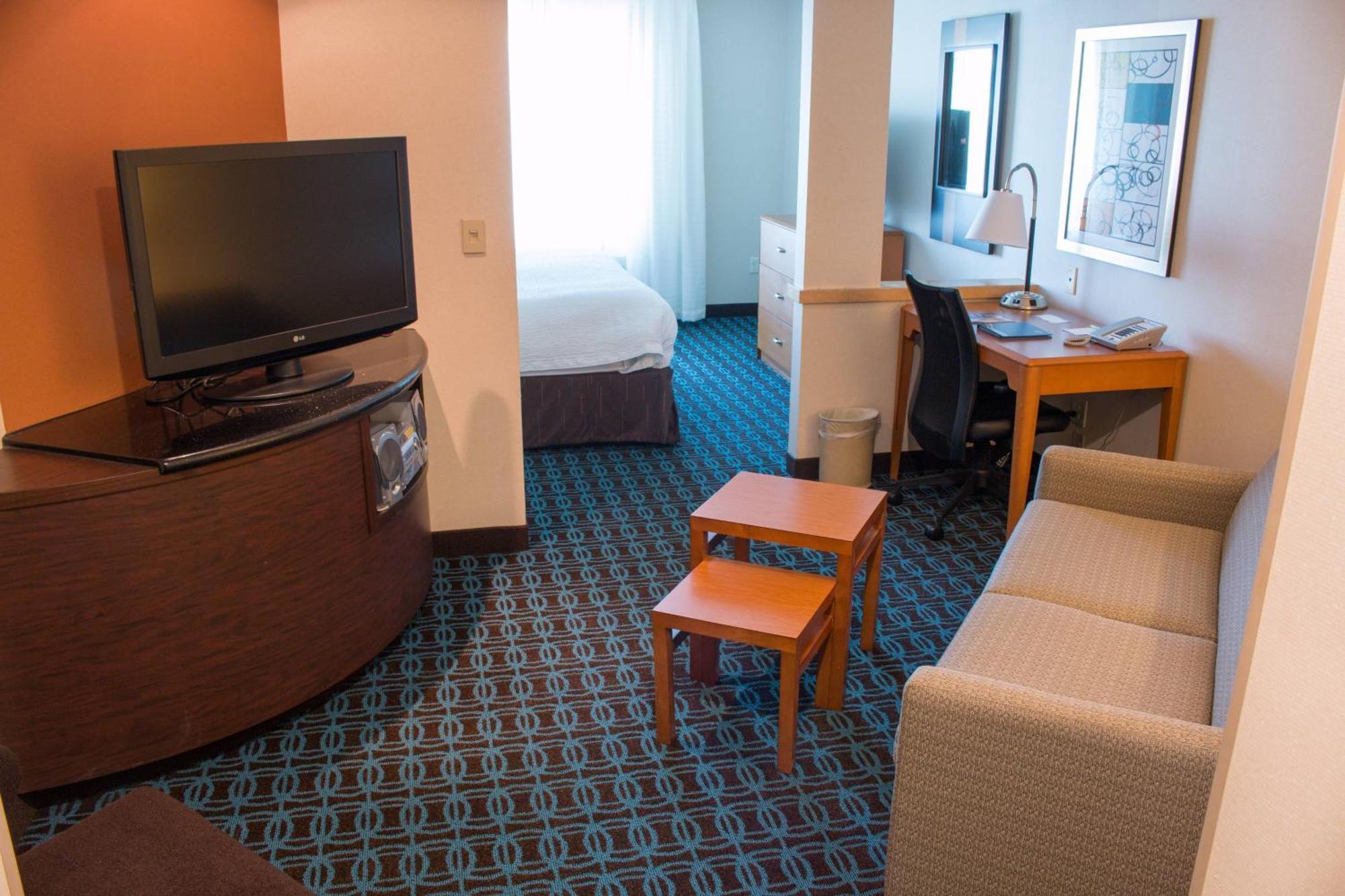 Fairfield Inn & Suites Oakland Hayward Extérieur photo