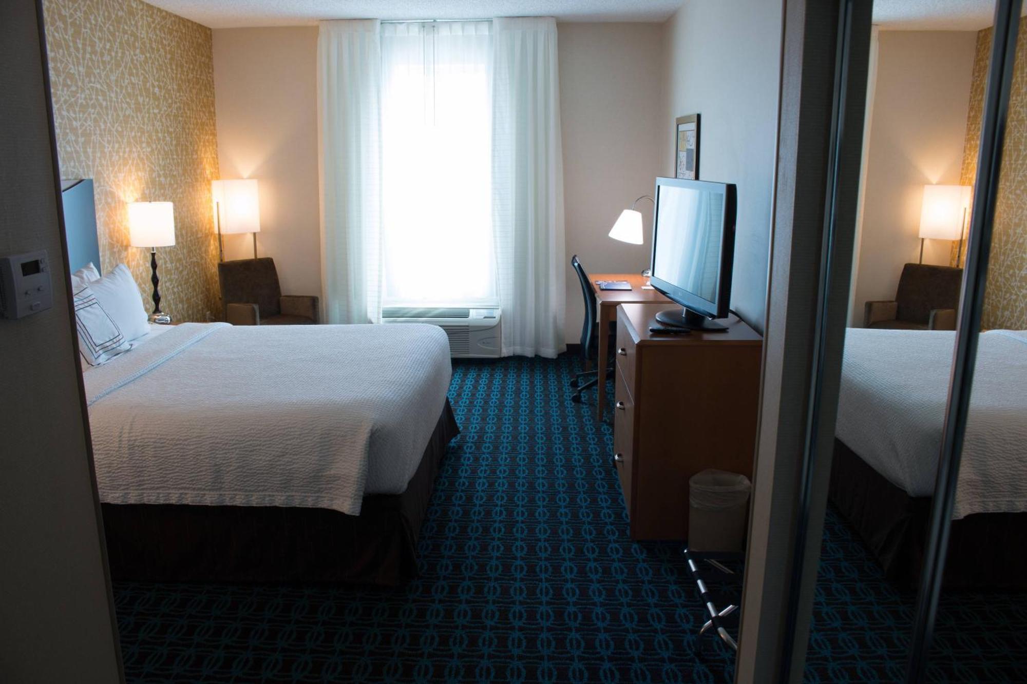 Fairfield Inn & Suites Oakland Hayward Extérieur photo